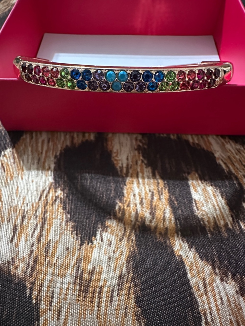 Avon Gold-Tone Multicolor stretch Crystal Bracelet — Pink, Green, Blue, Purple